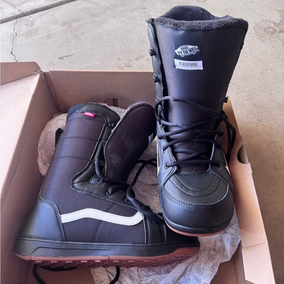 Men’s 10.5 vans snowboarding boots new - Picture 2 of 3